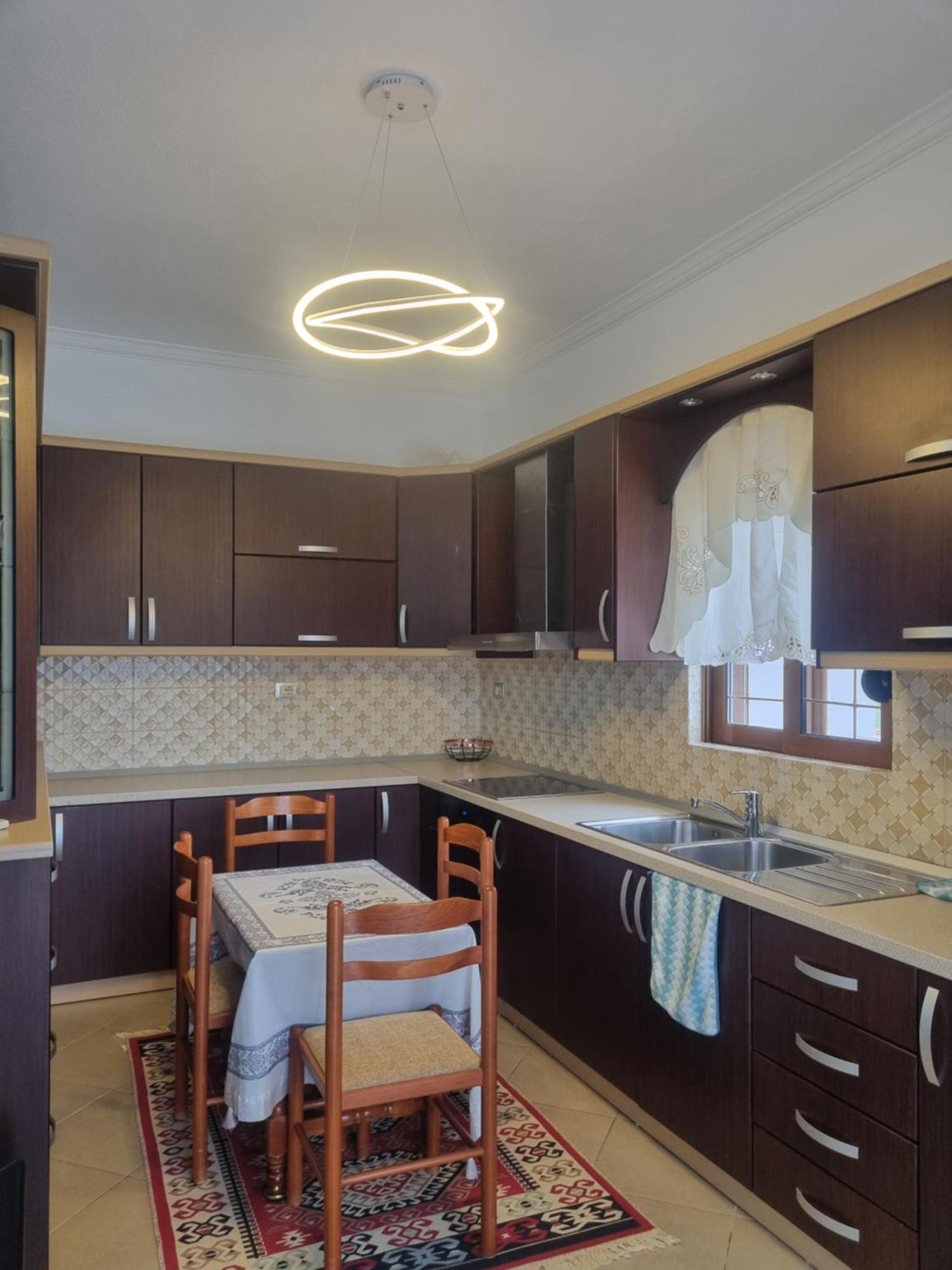 Apartment Besnik Brahimi 卡萨米尔 外观 照片